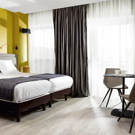 One Loft Aparthotel