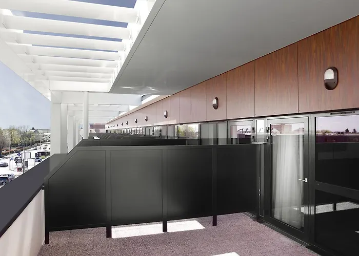 Aparthotel One Loft 3*